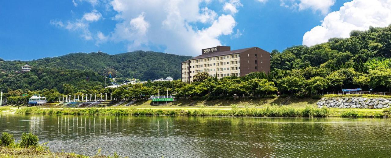 Kensingtonresort Jirisannamwon Esterno foto